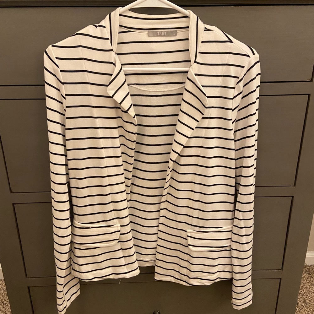 Tart black and white stripe jacket, xs